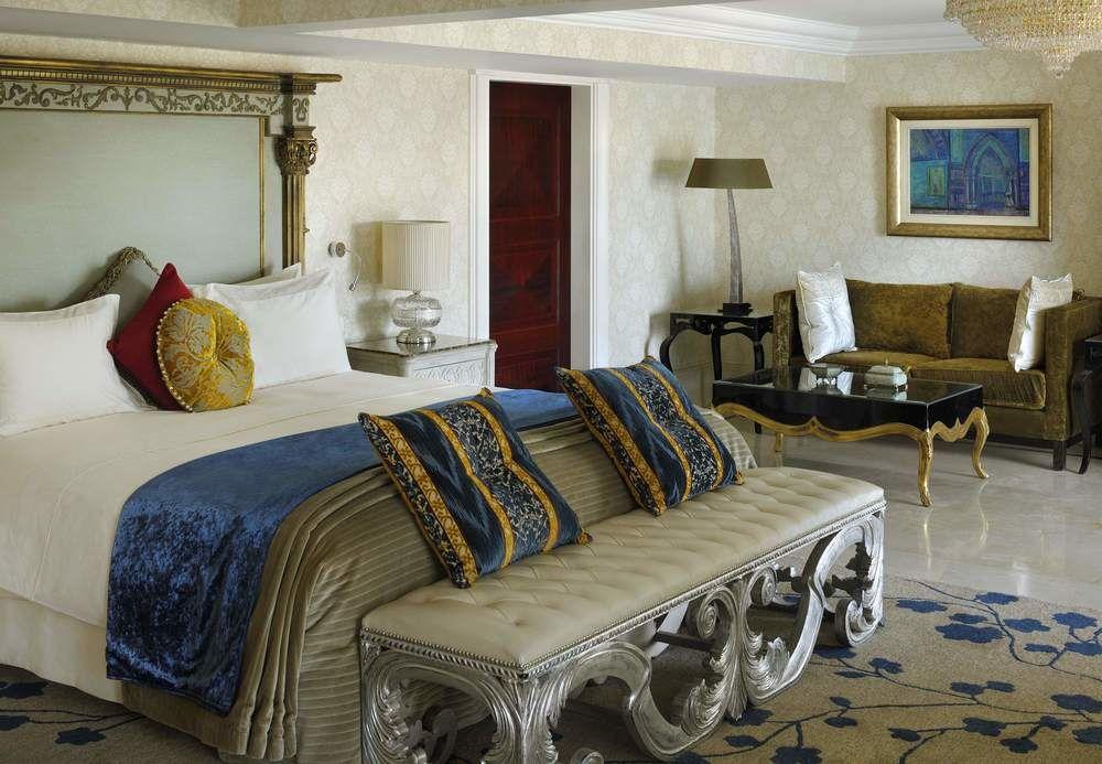 Otel Marriott & Omar Khayyam Casino